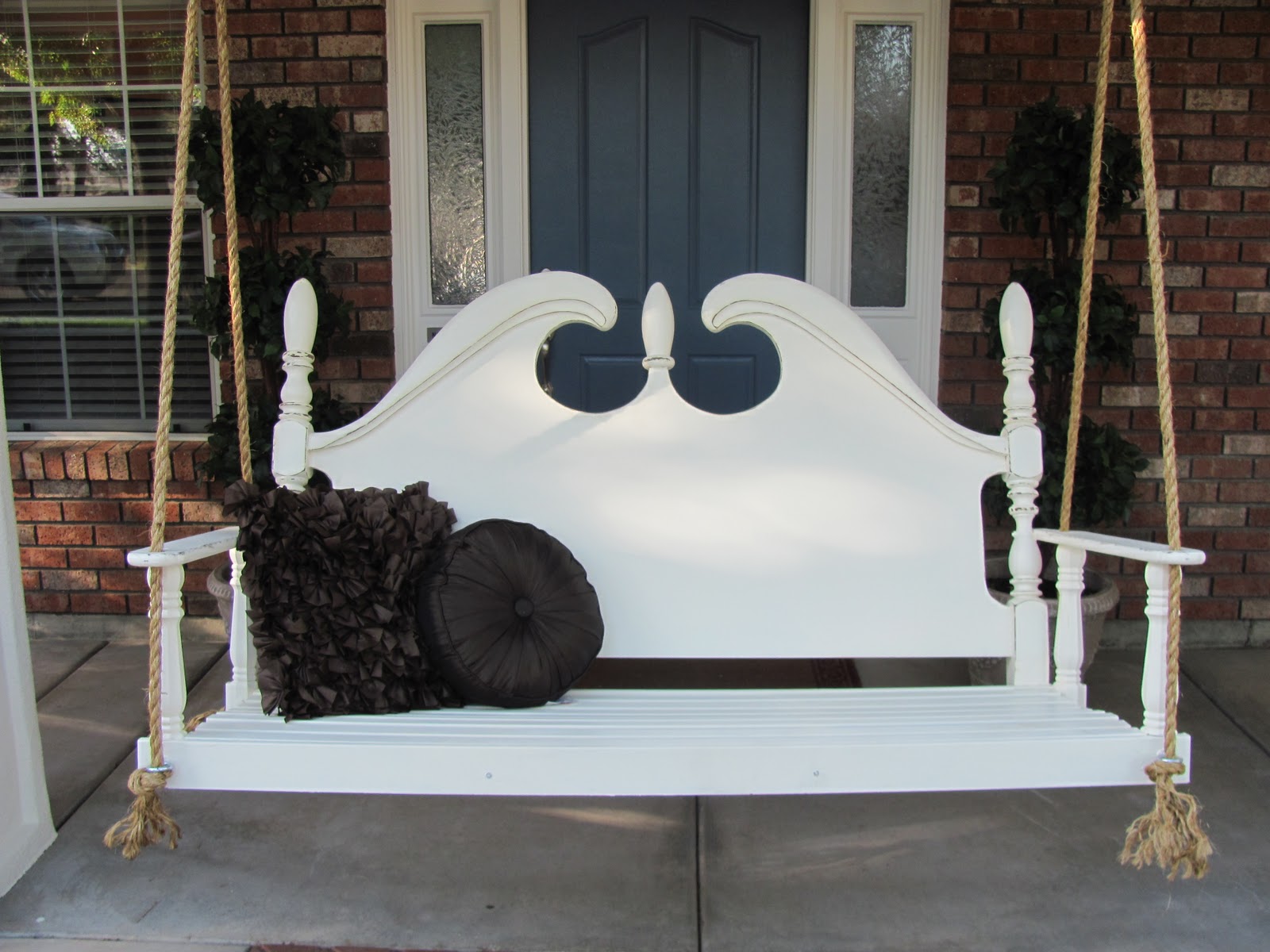 Headboard Garden Swing
